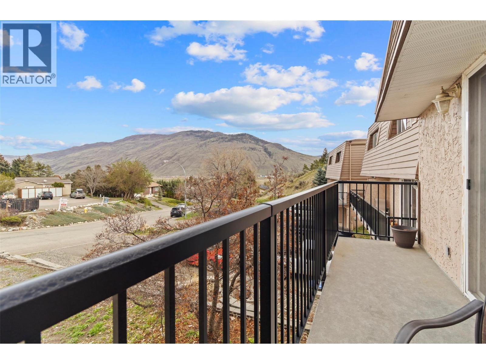 865 MCQUEEN DRIVE - 10