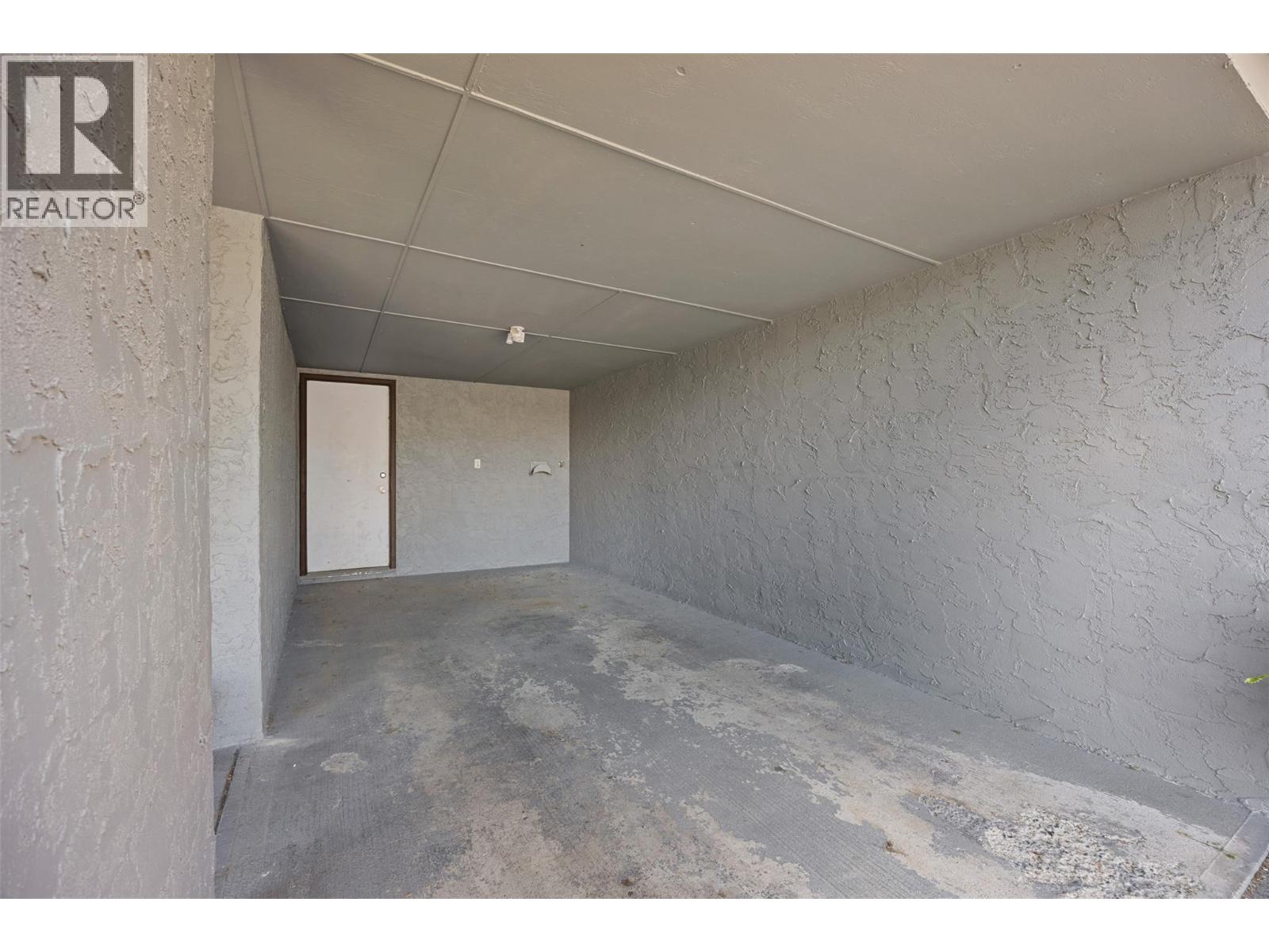 865 MCQUEEN DRIVE - 26
