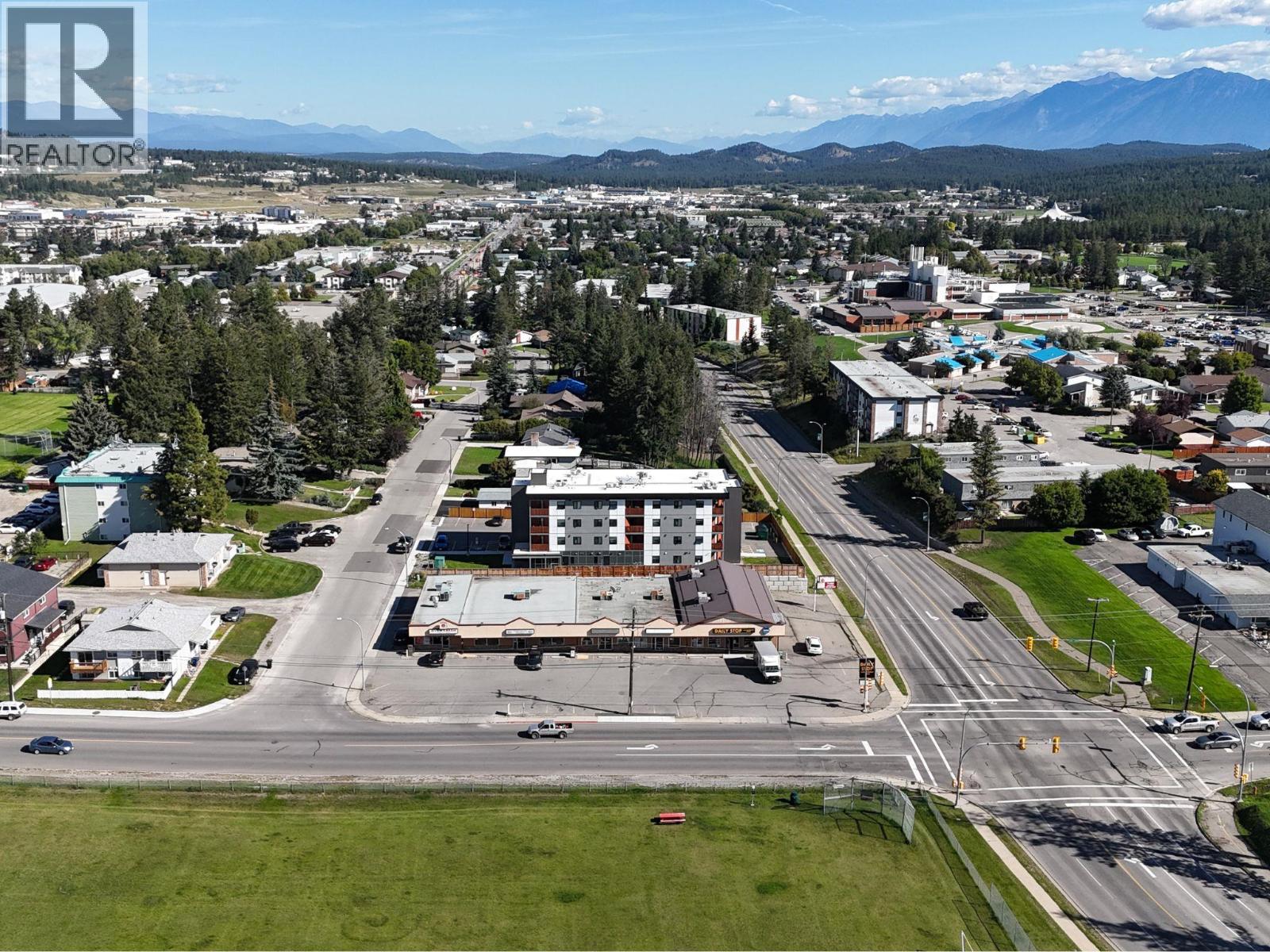  2104 2nd Street South, Cranbrook