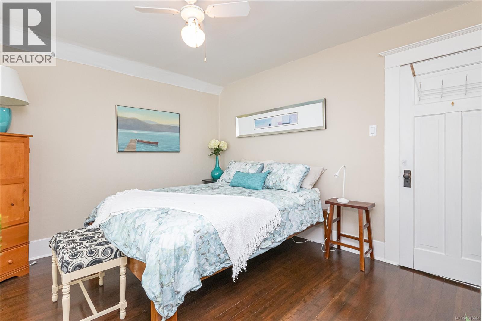 3840 SAVANNAH AVE - 19