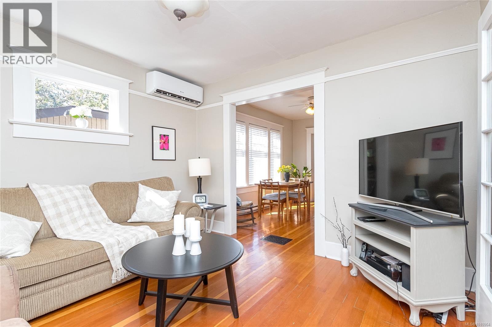3840 SAVANNAH AVE - 5