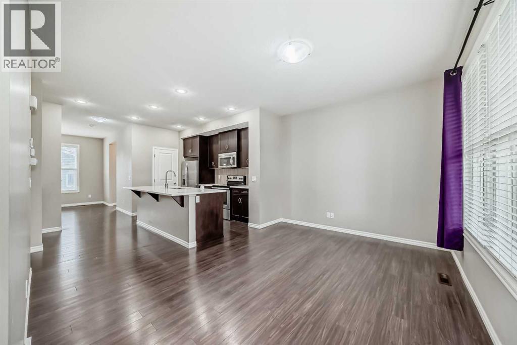 Photo 4 of 532 Evanston Link Nw, Calgary AB