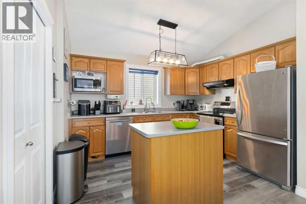 Photo 7 of 157 St Laurent Way, Fort Mcmurray AB