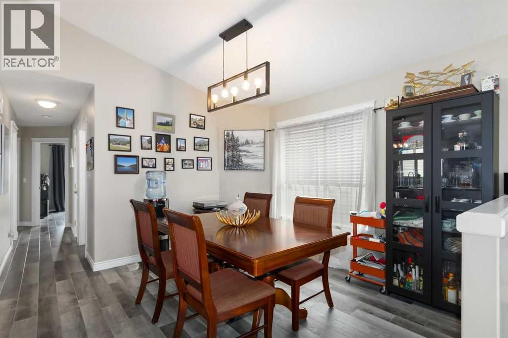 Photo 5 of 157 St Laurent Way, Fort Mcmurray AB
