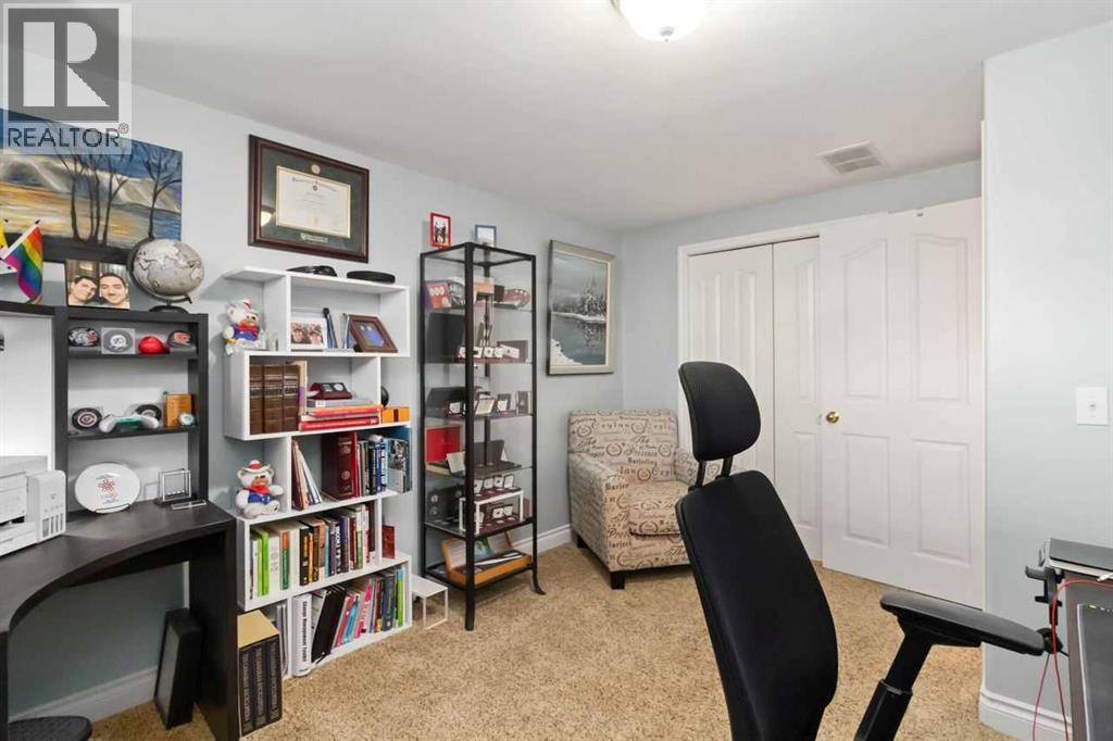 Photo 18 of 157 St Laurent Way, Fort Mcmurray AB