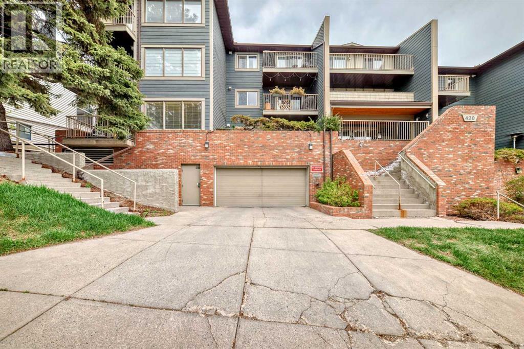 Single Family House for Sale in    Avenue NE Crescent Heights Calgary 