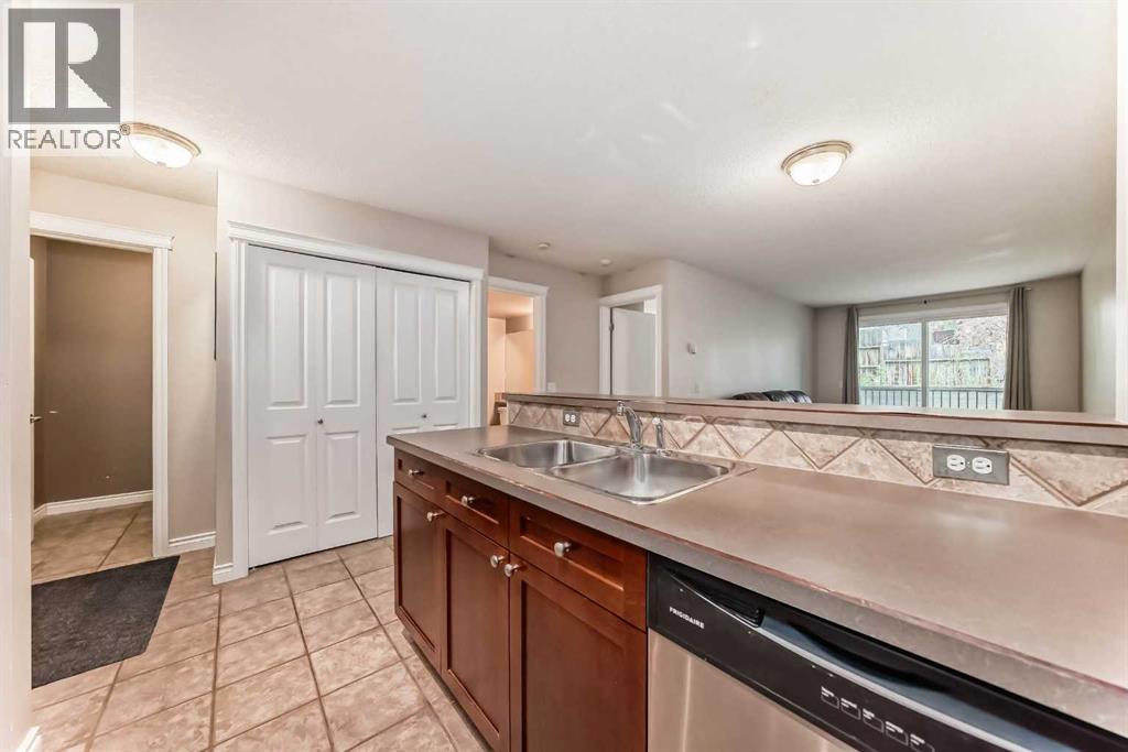 Single Family House for Sale in    Avenue NE Crescent Heights Calgary 