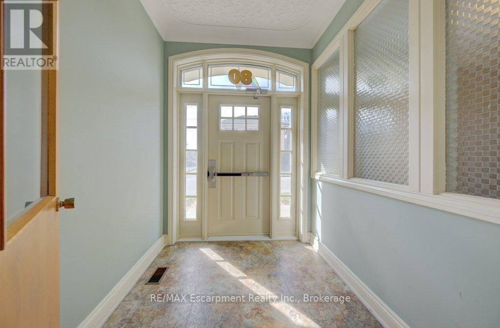 Photo 6 of 80 Chatham Street, Brantford ON