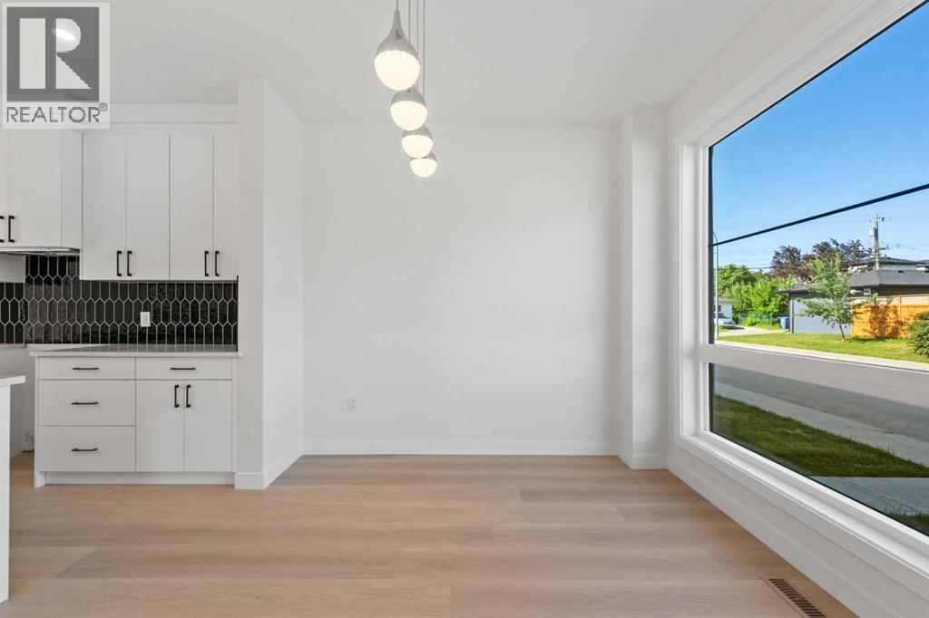 Single Family House for Sale in   Avenue NW Mount Pleasant Calgary 
