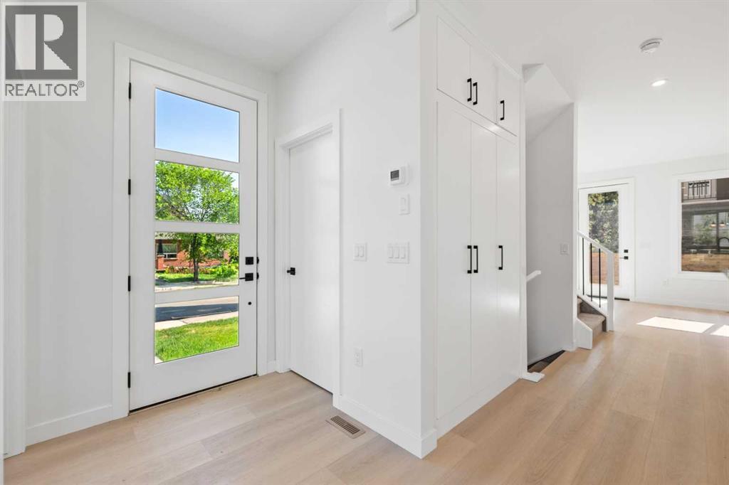 Single Family House for Sale in   Avenue NW Mount Pleasant Calgary 