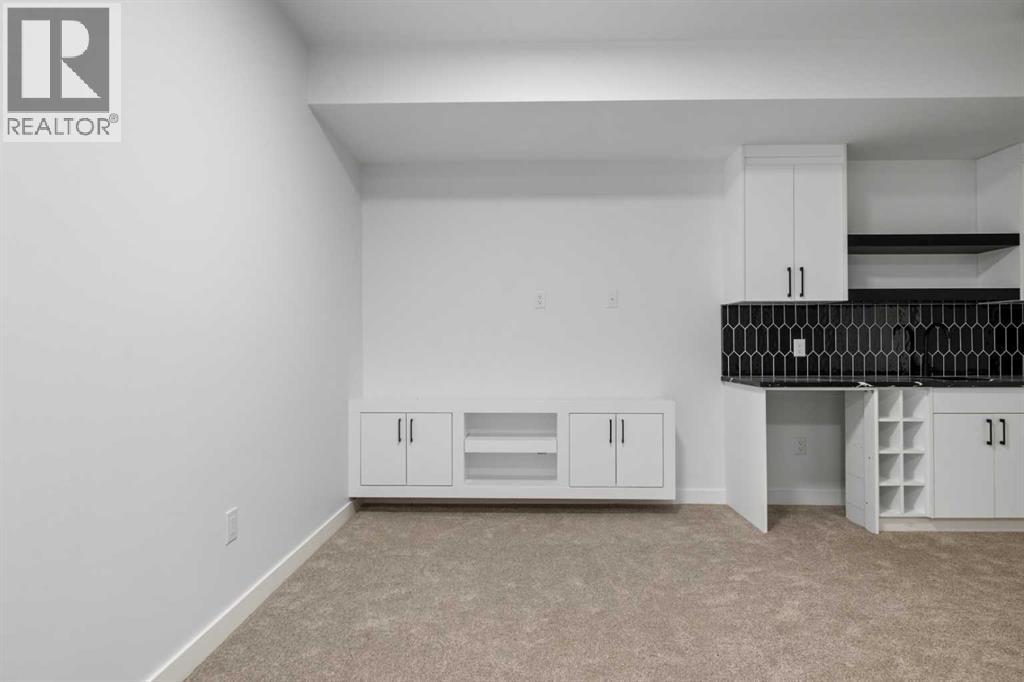 Single Family House for Sale in   Avenue NW Mount Pleasant Calgary 