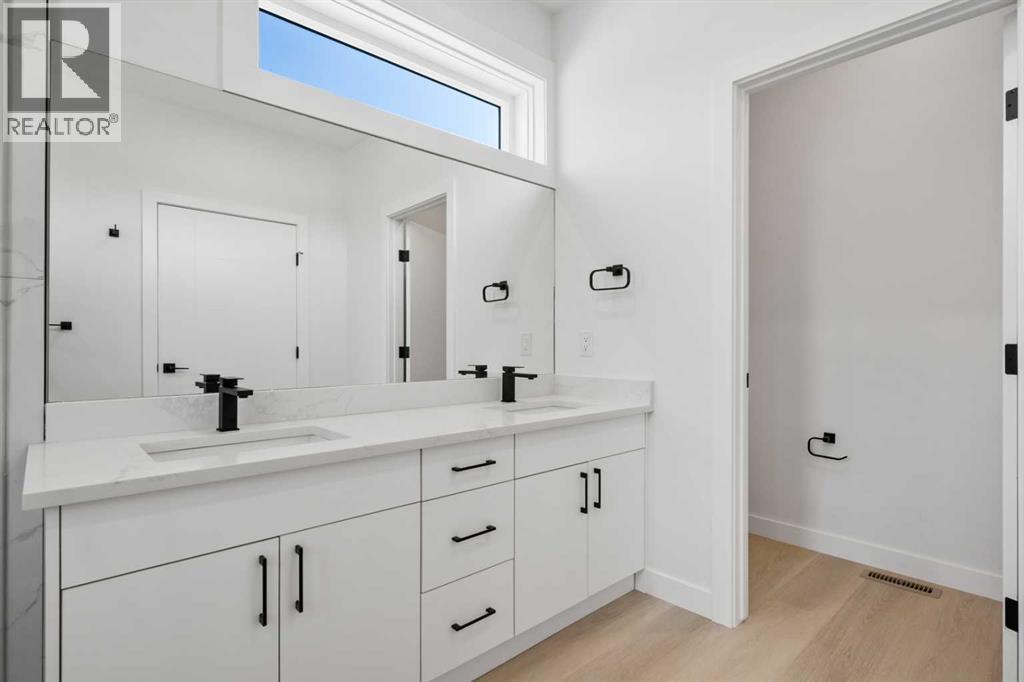 Single Family House for Sale in   Avenue NW Mount Pleasant Calgary 