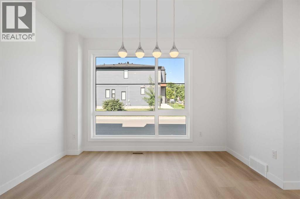 Single Family House for Sale in   Avenue NW Mount Pleasant Calgary 