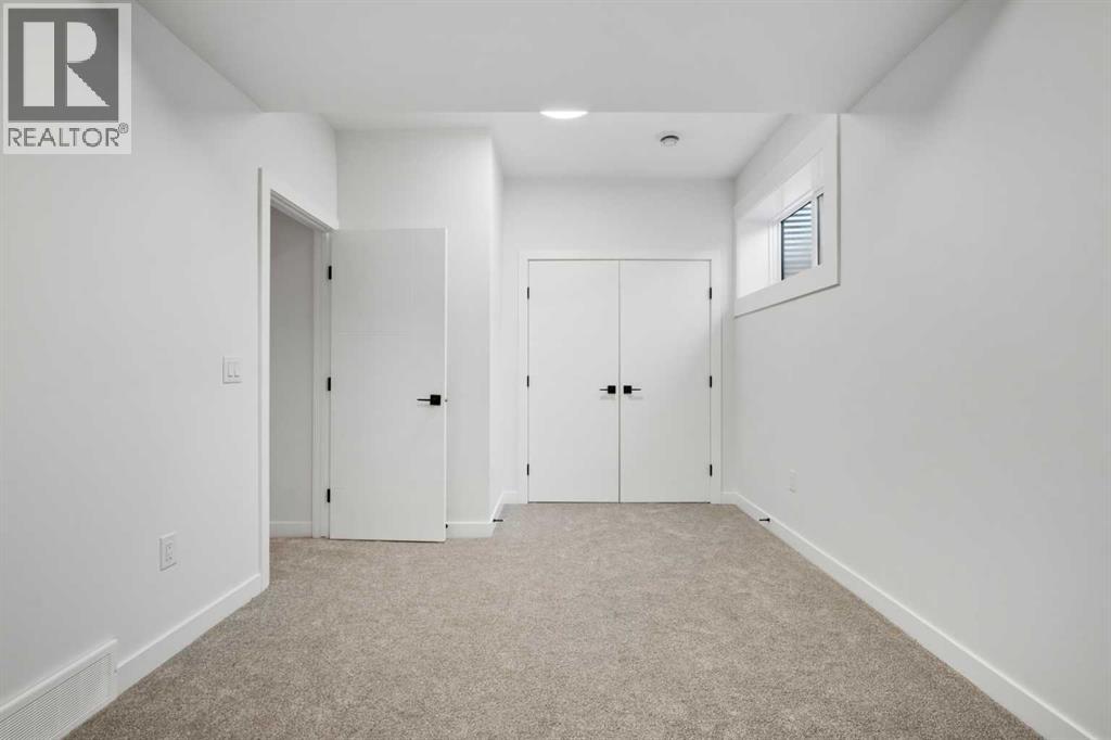 Single Family House for Sale in   Avenue NW Mount Pleasant Calgary 