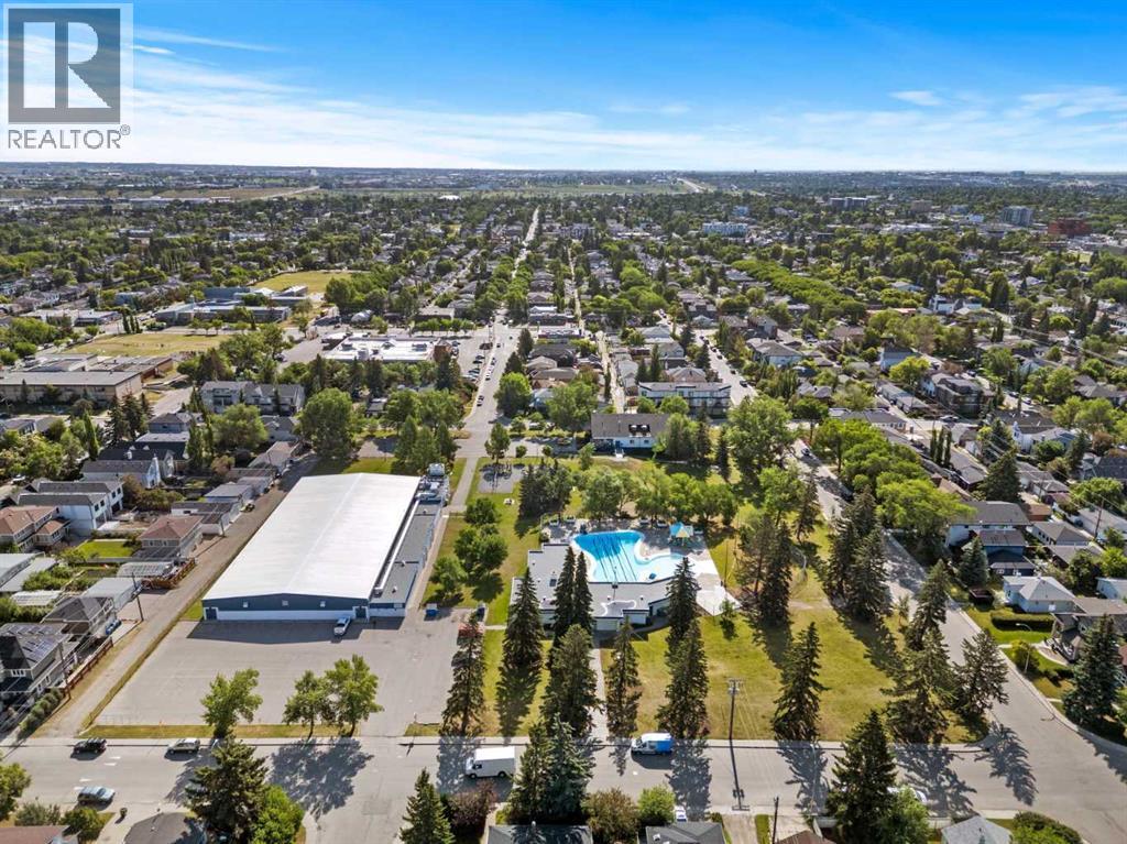 Single Family House for Sale in   Avenue NW Mount Pleasant Calgary 