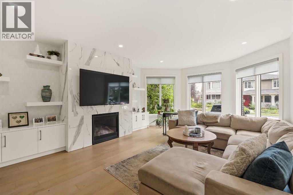 Single Family House for Sale in   Street SW Parkhill Calgary 