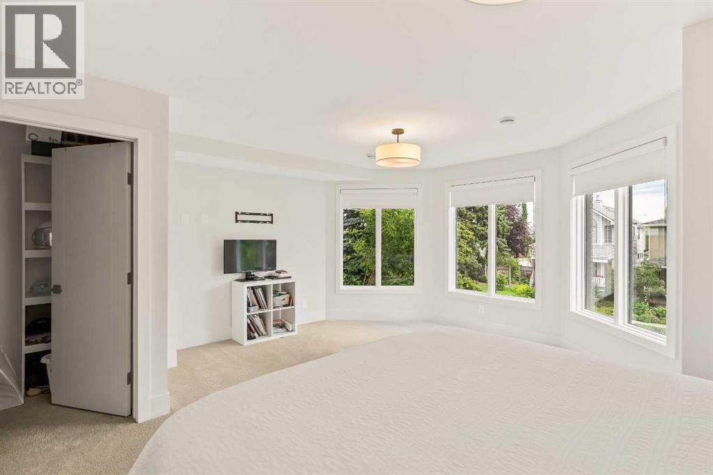 Single Family House for Sale in   Street SW Parkhill Calgary 