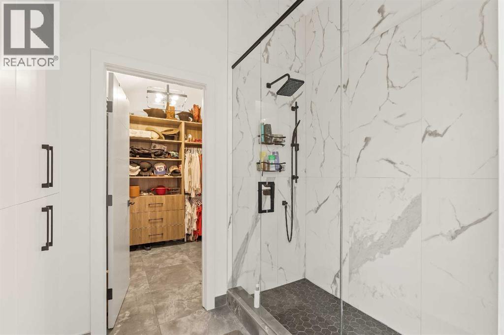 Single Family House for Sale in   Street SW Parkhill Calgary 