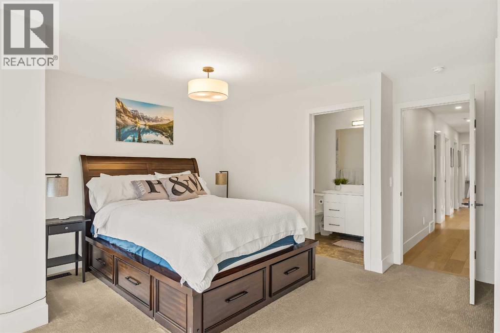 Single Family House for Sale in   Street SW Parkhill Calgary 