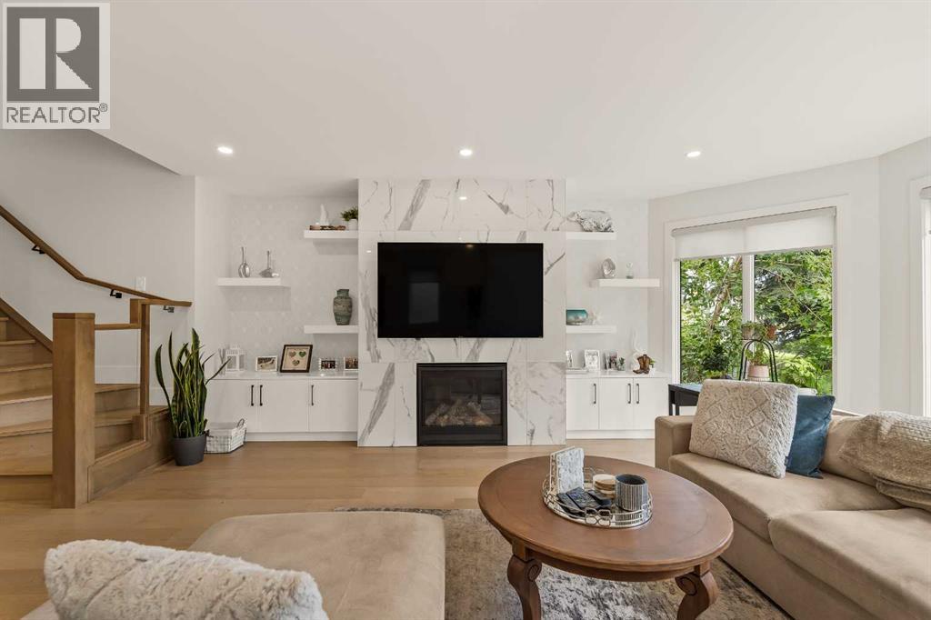 Single Family House for Sale in   Street SW Parkhill Calgary 
