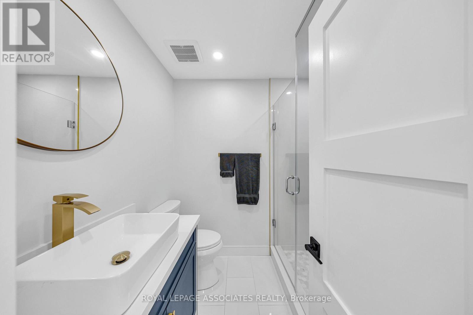 Photo 14 of 57 Poplar Crescent, Ramara ON