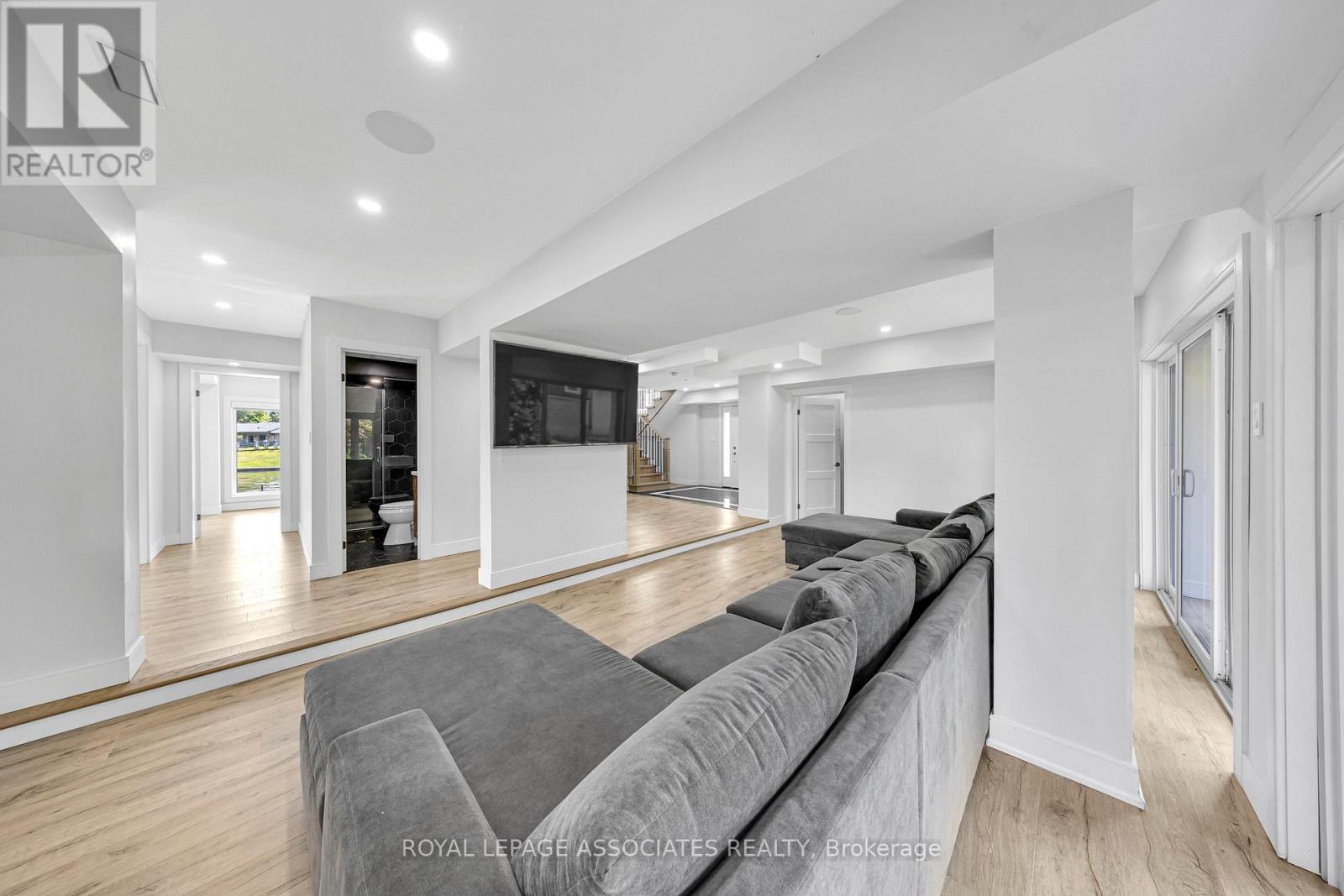Photo 8 of 57 Poplar Crescent, Ramara ON