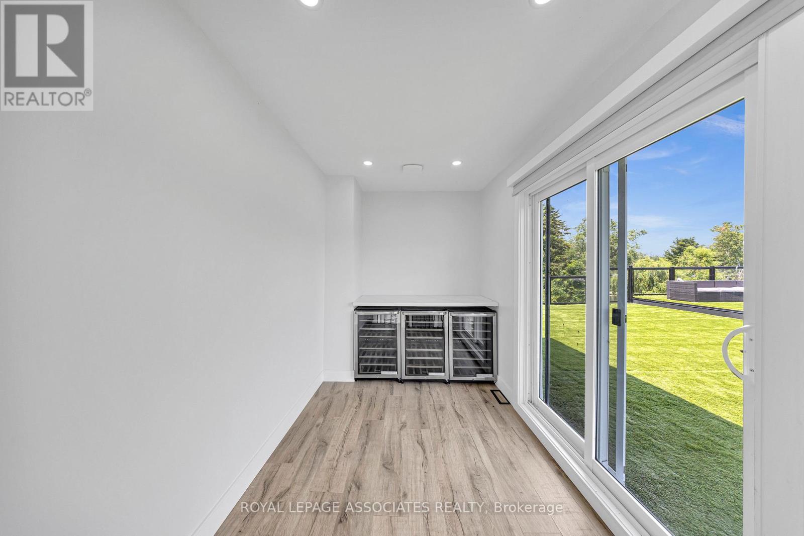 Photo 29 of 57 Poplar Crescent, Ramara ON