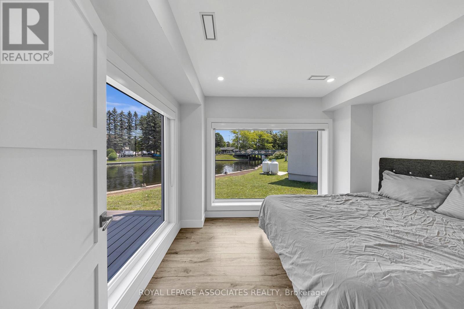 Photo 17 of 57 Poplar Crescent, Ramara ON