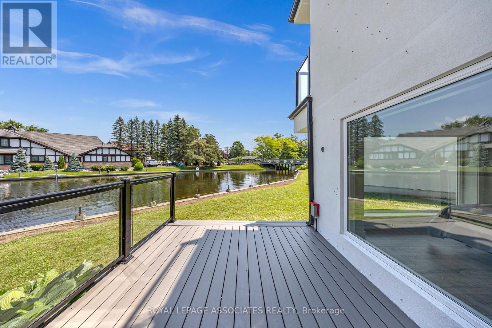 Photo 18 of 57 Poplar Crescent, Ramara ON