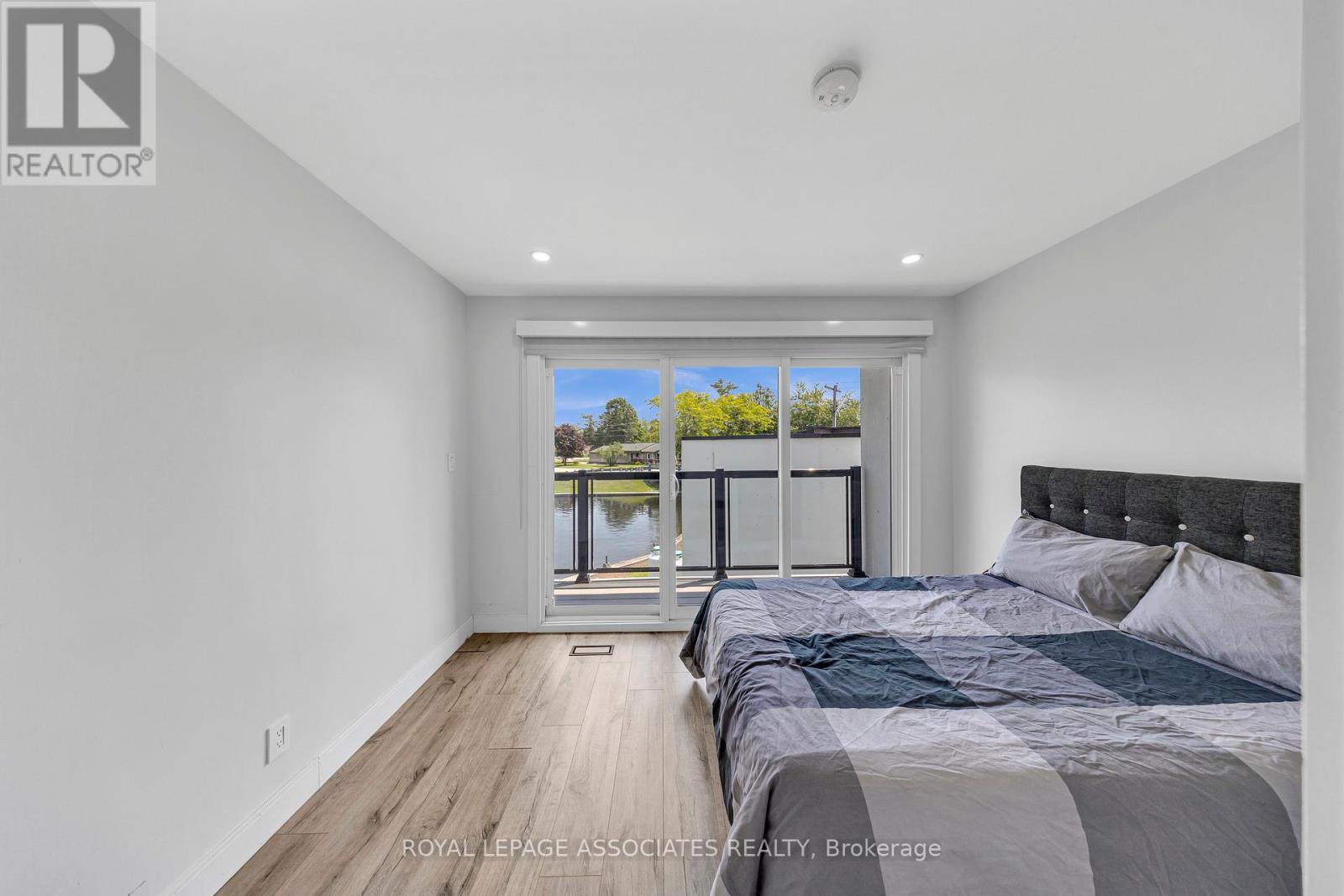 Photo 25 of 57 Poplar Crescent, Ramara ON