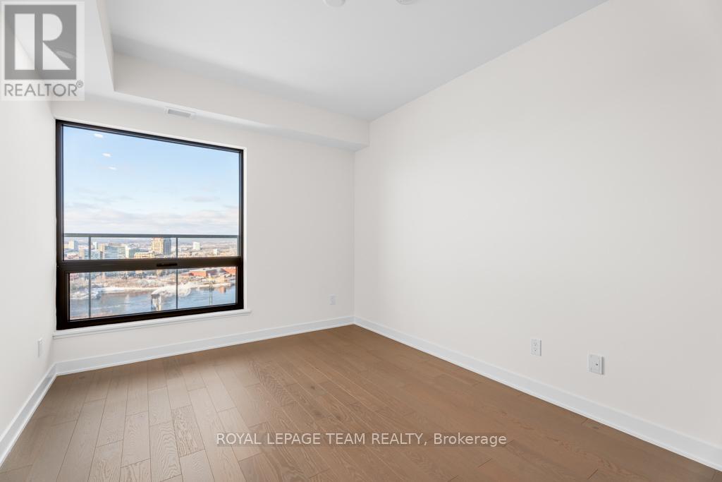 Photo 4 of 2603 340 Queen Street, Ottawa ON