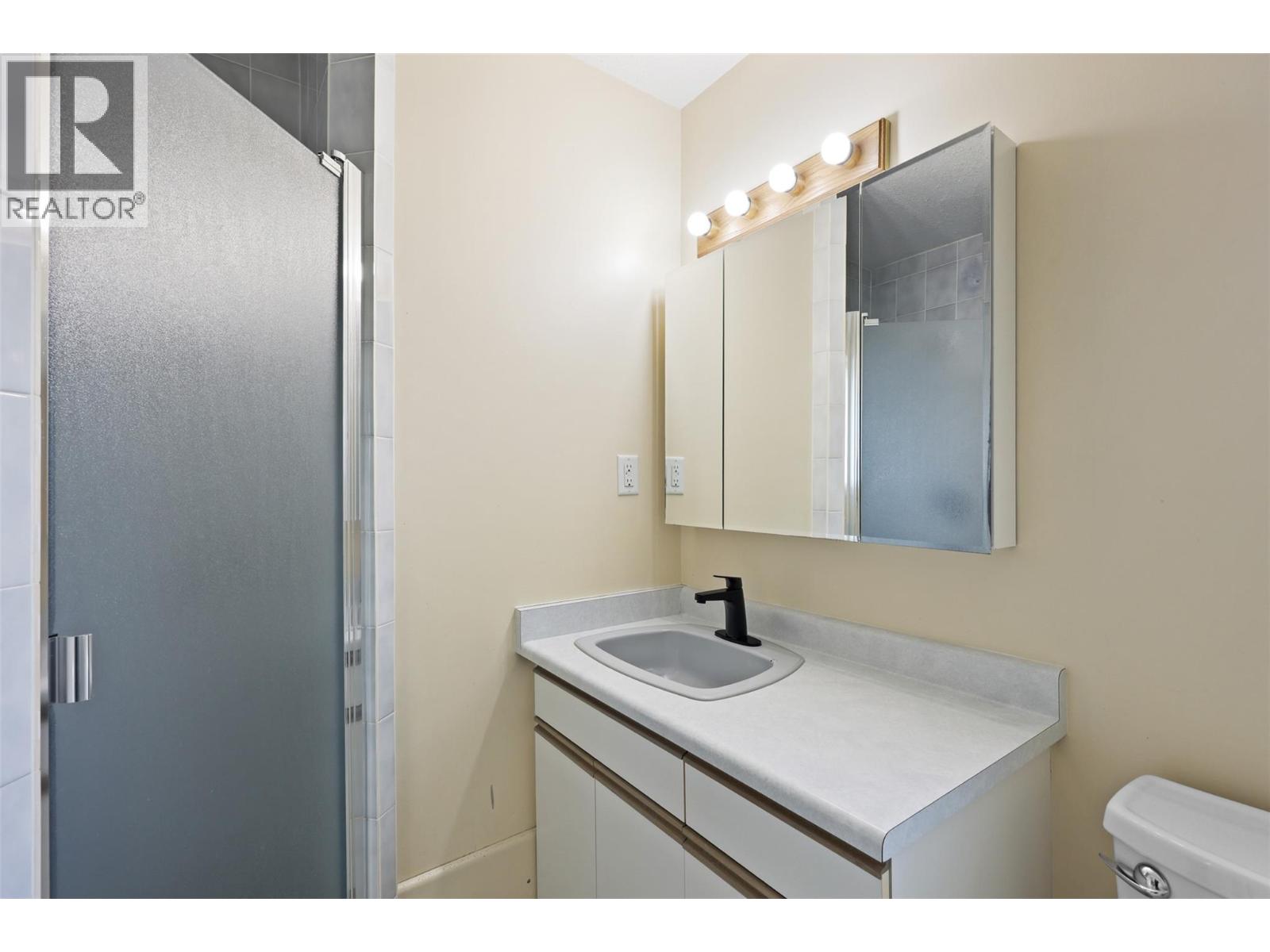 Photo 3 of 1550 Nicolani Court, Kamloops BC
