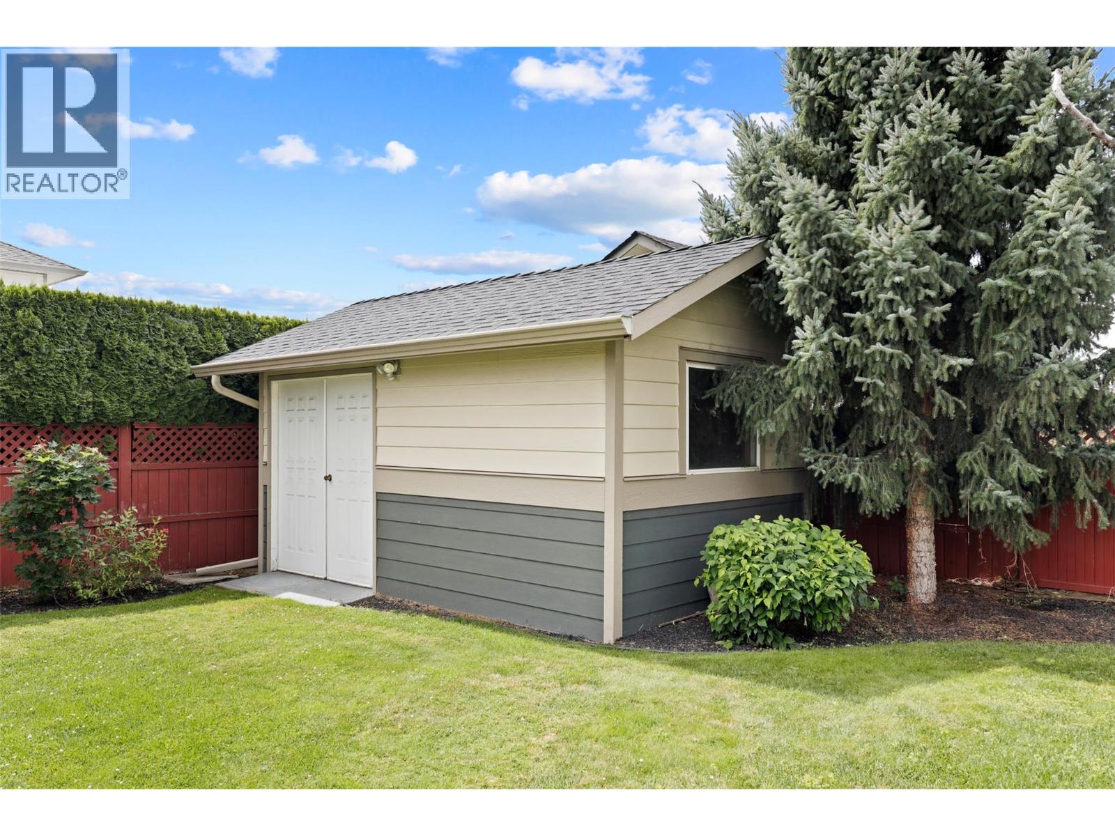 Photo 5 of 1550 Nicolani Court, Kamloops BC