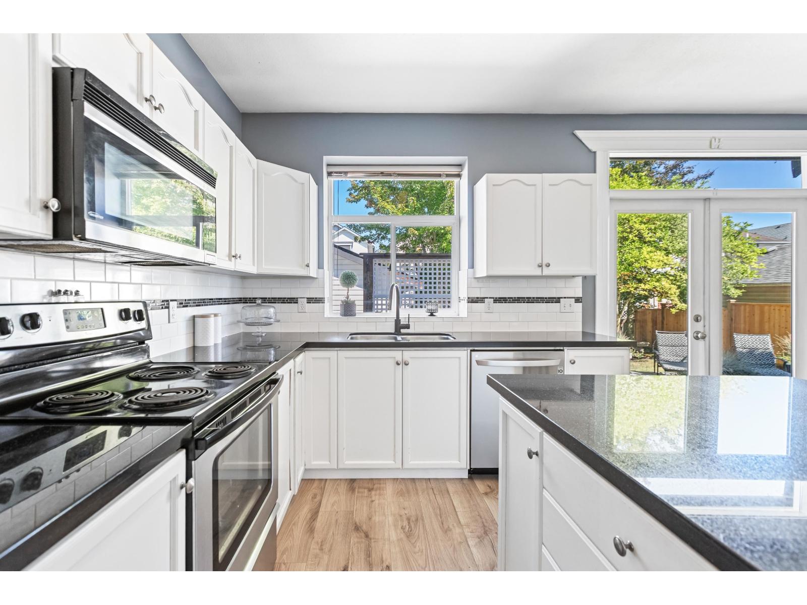 Photo 18 of 6556 184 Street, Surrey BC