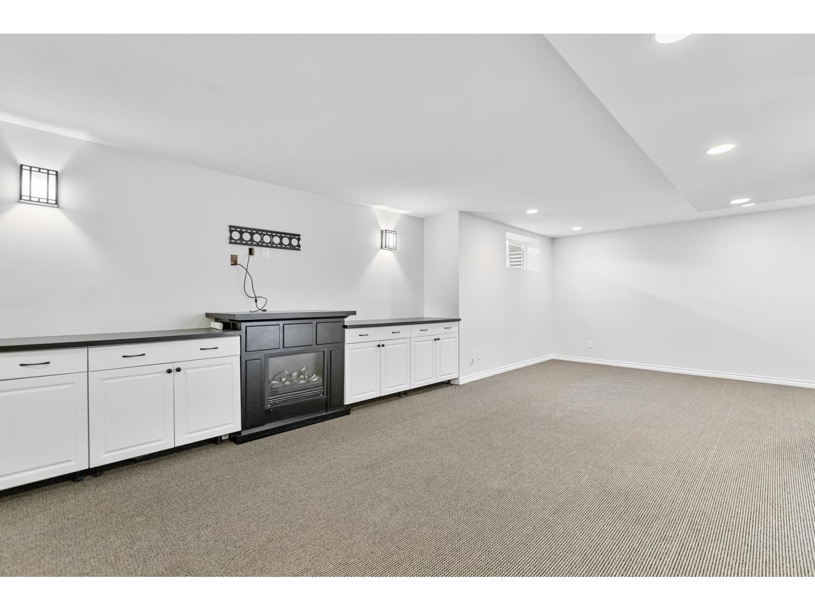 Photo 27 of 6556 184 Street, Surrey BC