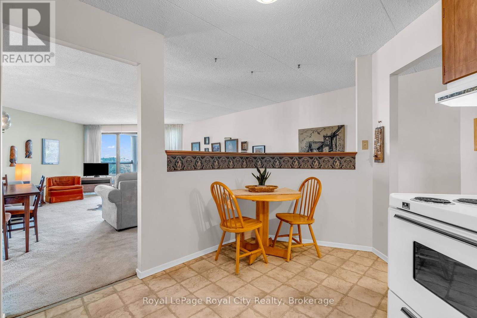 Photo 21 of 803 22 Marilyn Drive, Guelph ON