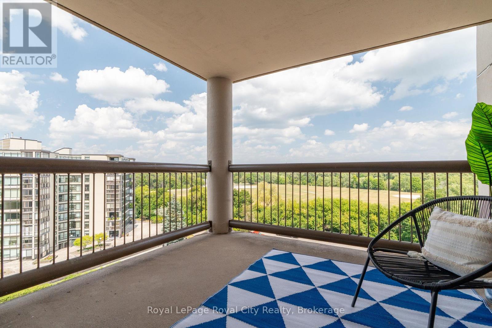 Photo 4 of 803 22 Marilyn Drive, Guelph ON