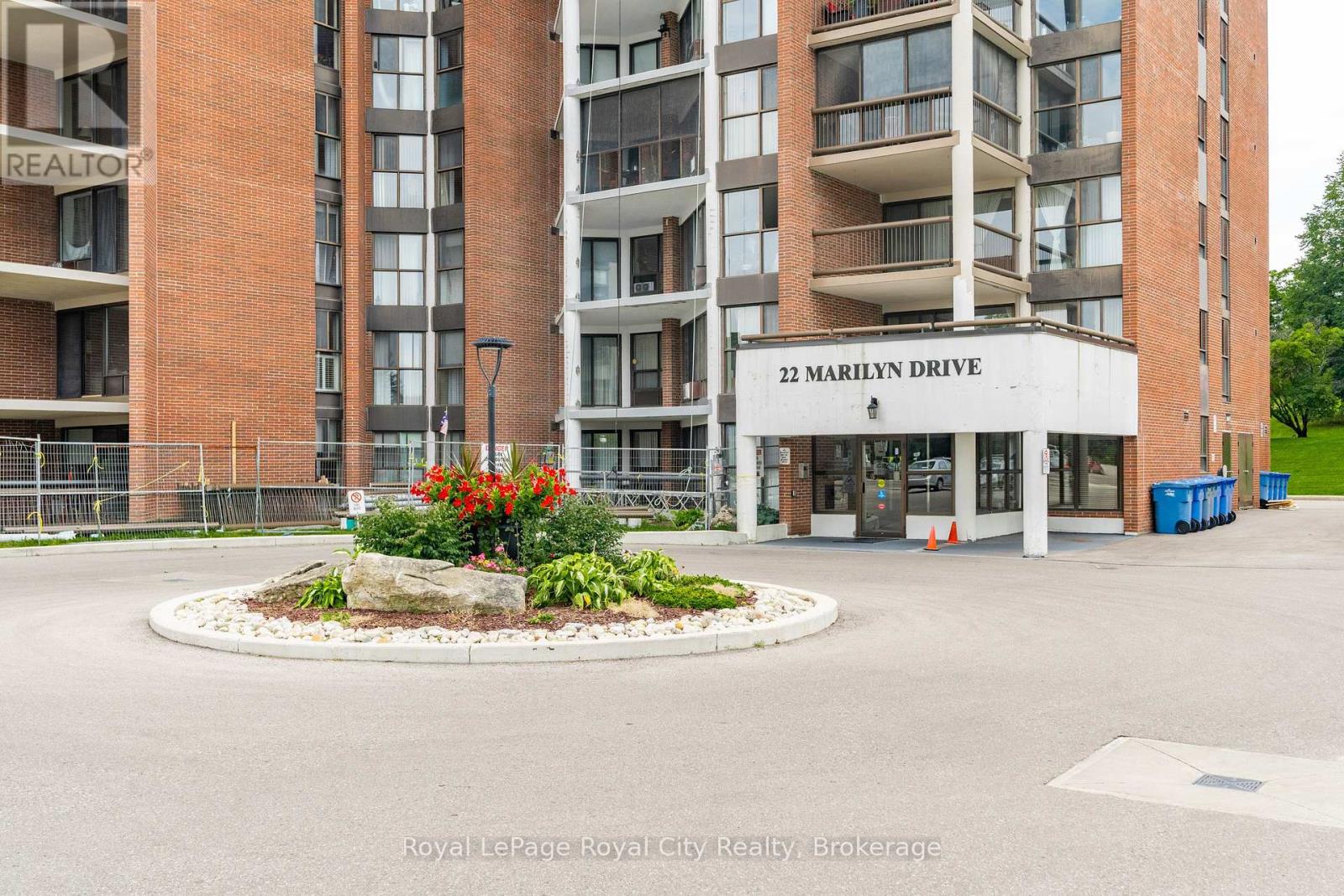 Photo 7 of 803 22 Marilyn Drive, Guelph ON