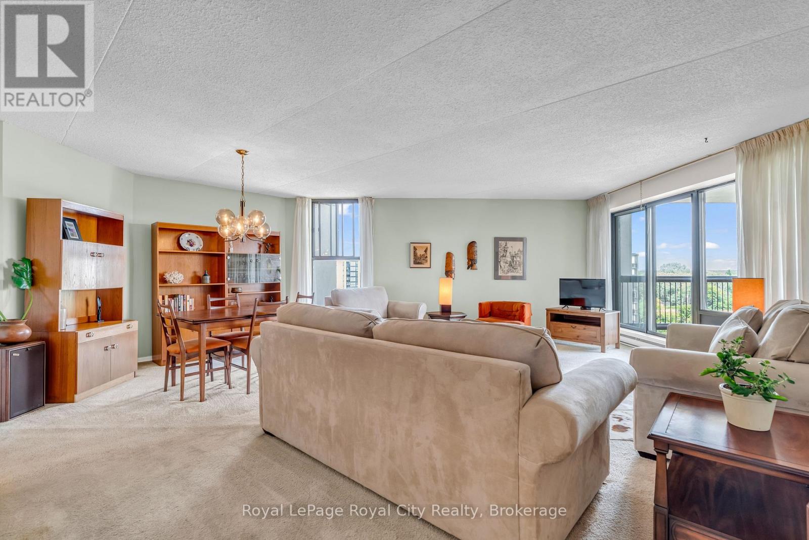 Photo 18 of 803 22 Marilyn Drive, Guelph ON