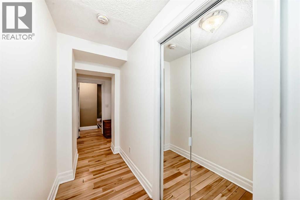 Single Family House for Sale in    Avenue SW Mission Calgary 