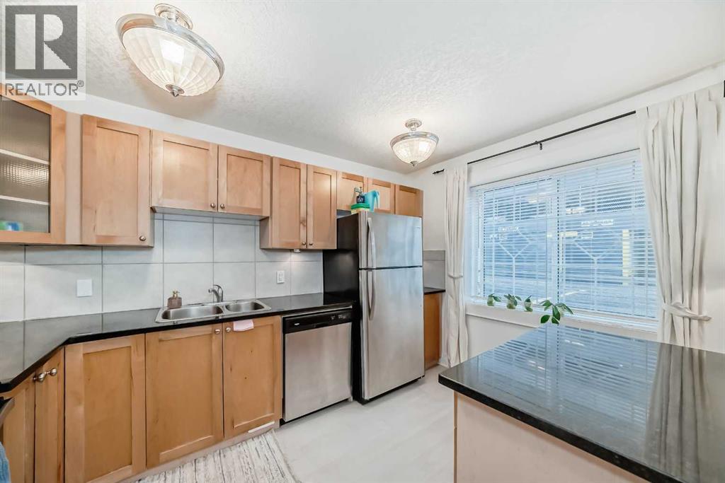Single Family House for Sale in    Avenue SW Mission Calgary 