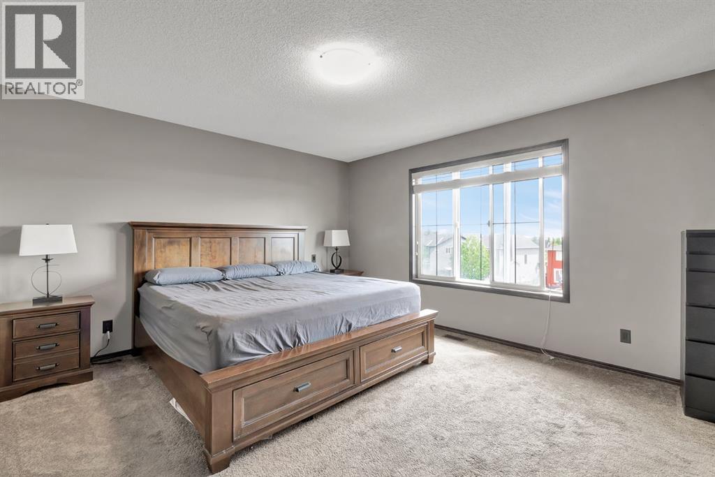Single Family House for Sale in  Evansview Manor NW Evanston Calgary 
