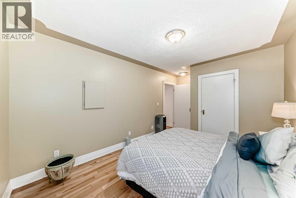 Single Family House for Sale in    Avenue SW Mission Calgary 