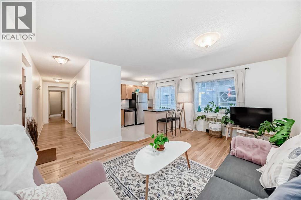 Single Family House for Sale in    Avenue SW Mission Calgary 