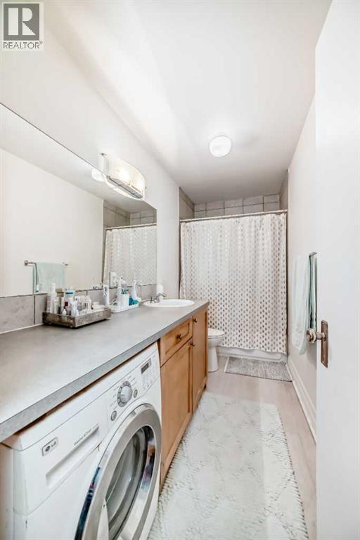 Single Family House for Sale in    Avenue SW Mission Calgary 