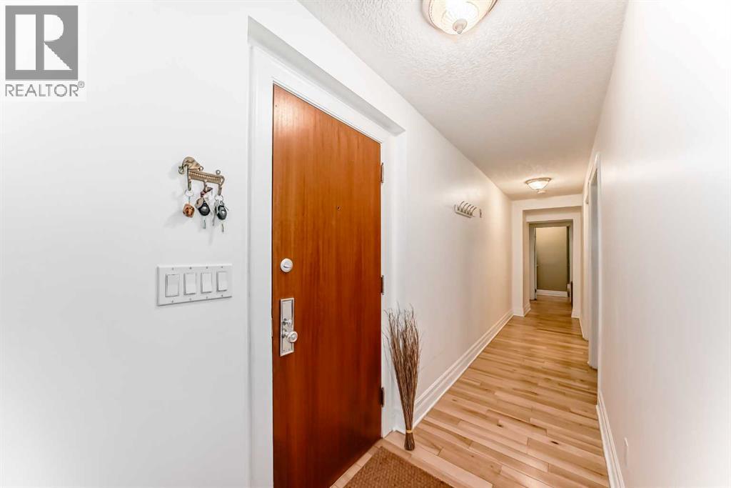 Single Family House for Sale in    Avenue SW Mission Calgary 