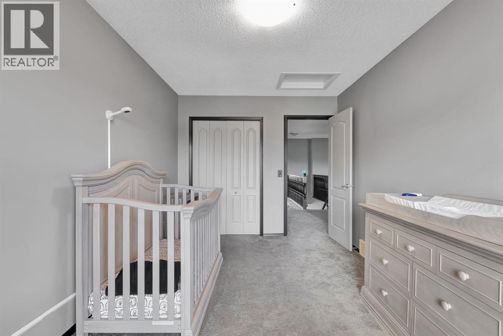 Single Family House for Sale in  Evansview Manor NW Evanston Calgary 