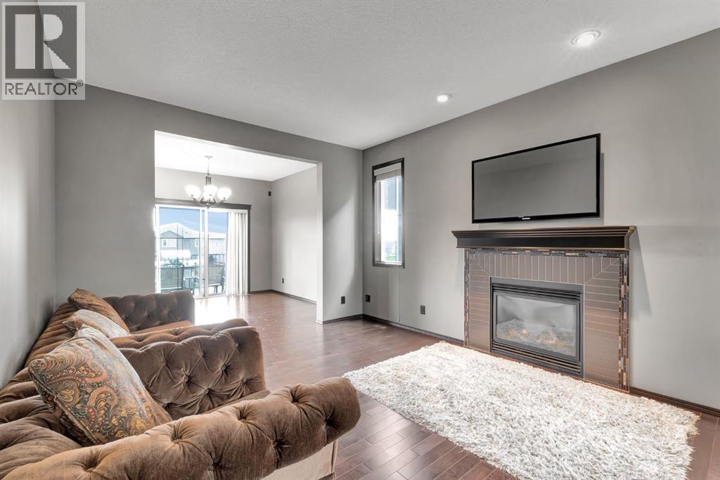 Single Family House for Sale in  Evansview Manor NW Evanston Calgary 