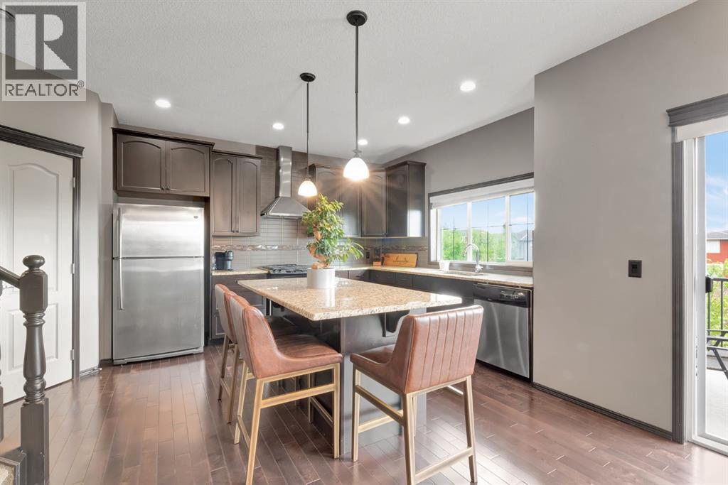 Single Family House for Sale in  Evansview Manor NW Evanston Calgary 