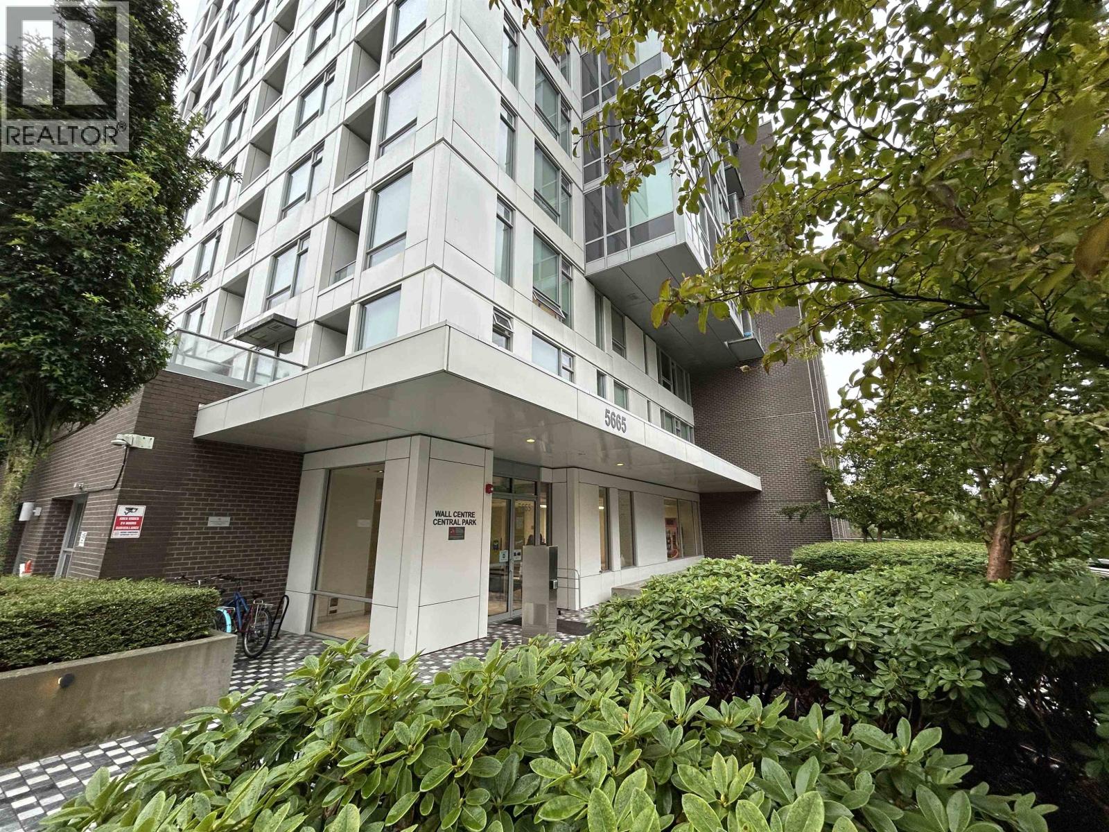 Photo 18 of 613 5665 Boundary Road, Vancouver BC